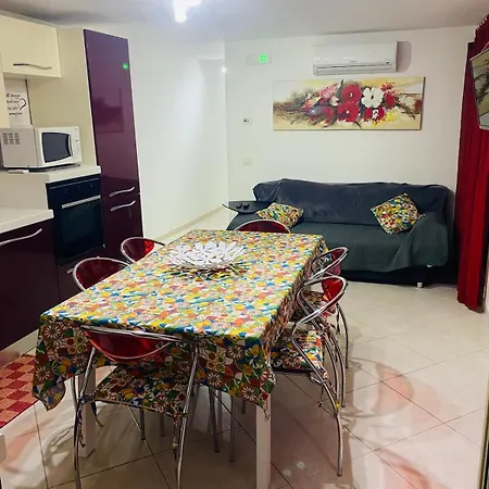 Venera House Aci Trezza