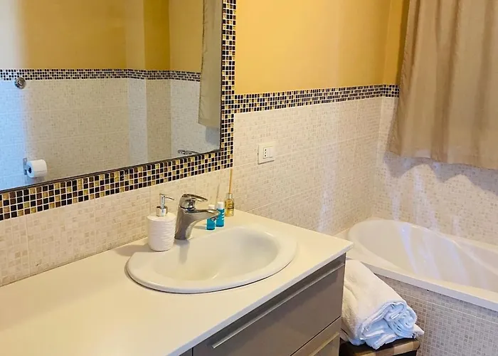 Venera House Aci Trezza